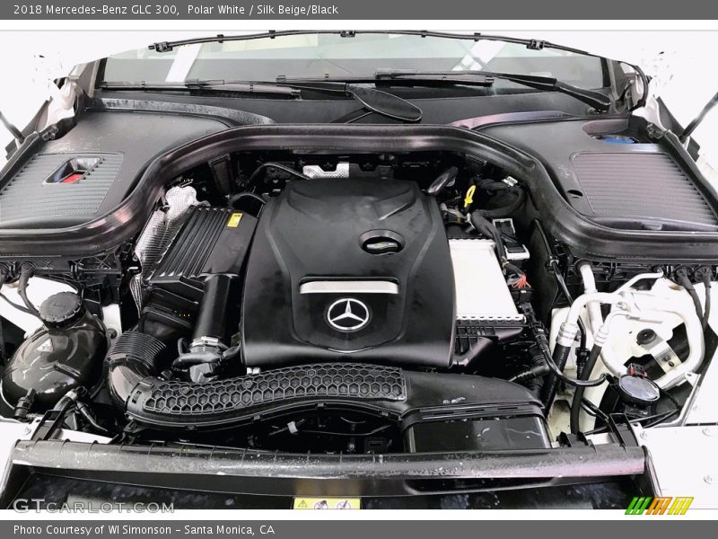 Polar White / Silk Beige/Black 2018 Mercedes-Benz GLC 300