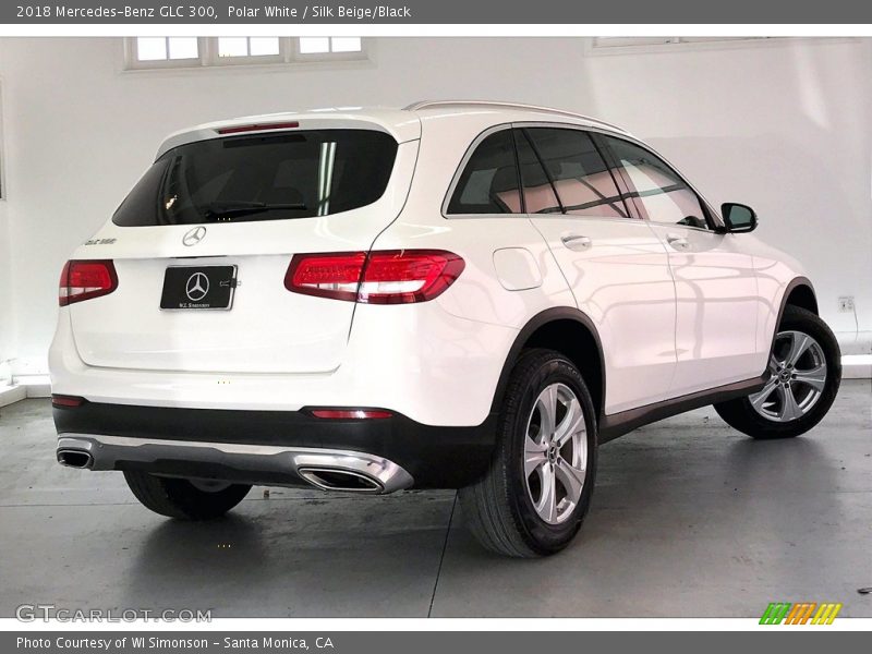 Polar White / Silk Beige/Black 2018 Mercedes-Benz GLC 300