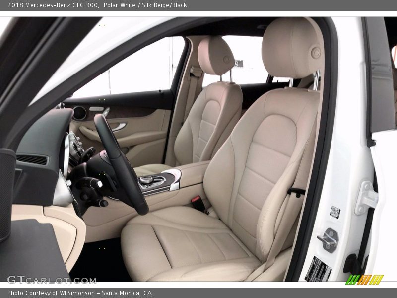 Polar White / Silk Beige/Black 2018 Mercedes-Benz GLC 300
