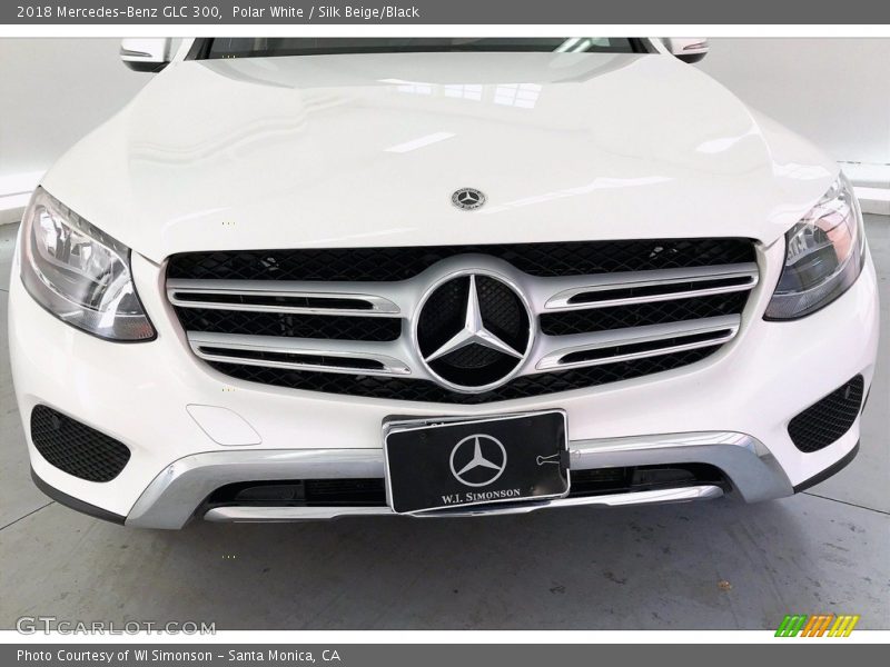 Polar White / Silk Beige/Black 2018 Mercedes-Benz GLC 300