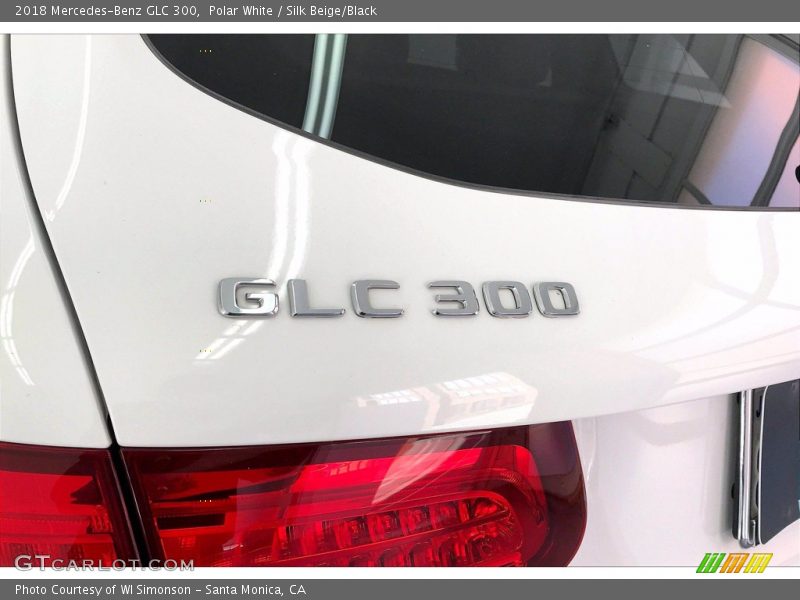 Polar White / Silk Beige/Black 2018 Mercedes-Benz GLC 300