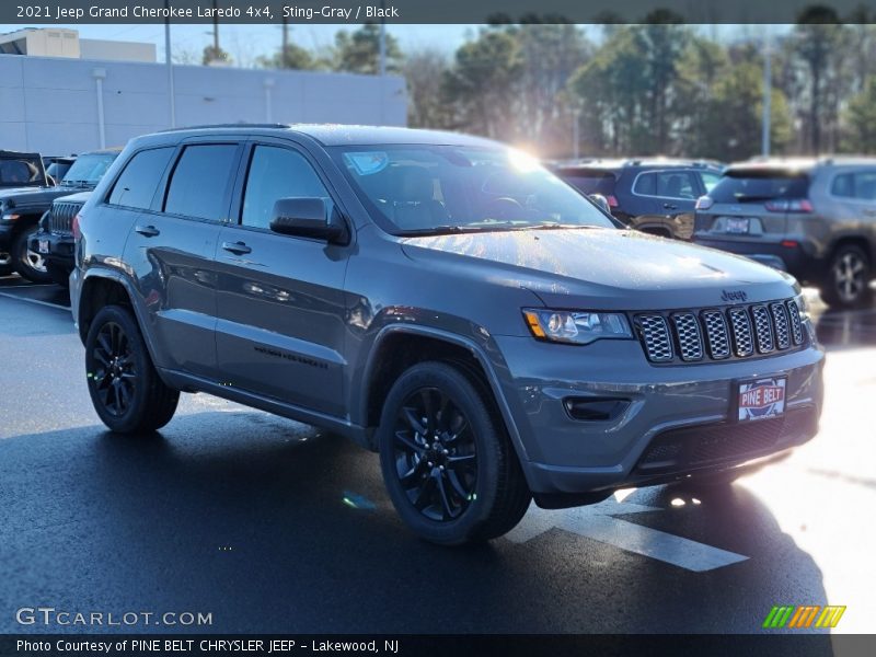 Sting-Gray / Black 2021 Jeep Grand Cherokee Laredo 4x4
