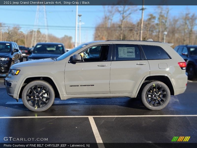  2021 Grand Cherokee Laredo 4x4 Sting-Gray