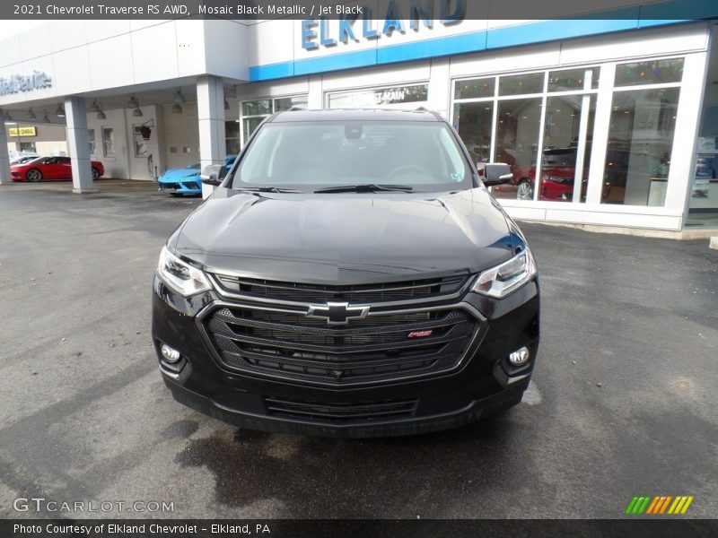 Mosaic Black Metallic / Jet Black 2021 Chevrolet Traverse RS AWD