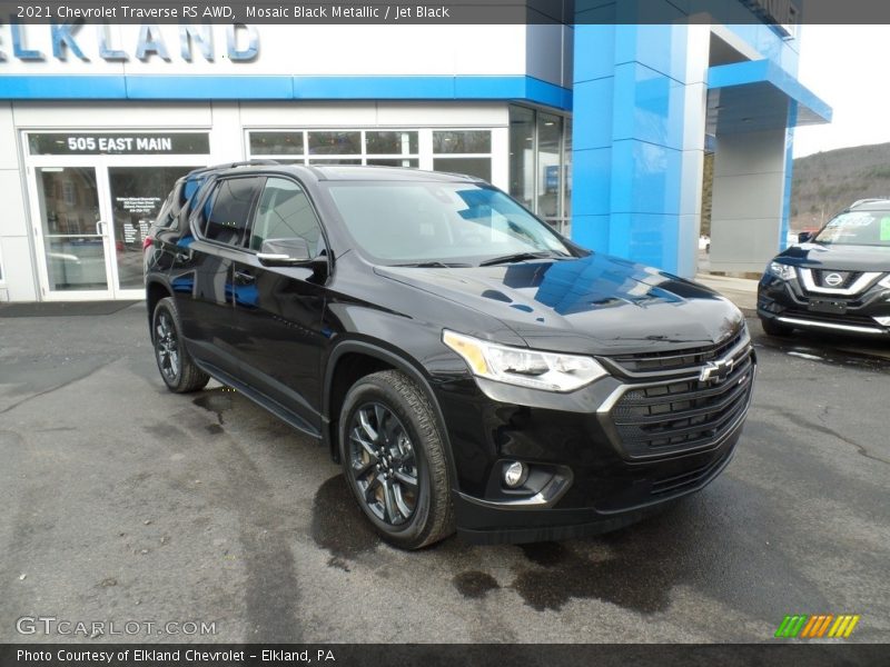 Mosaic Black Metallic / Jet Black 2021 Chevrolet Traverse RS AWD