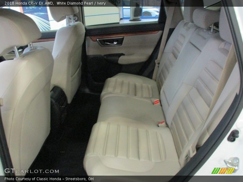 White Diamond Pearl / Ivory 2018 Honda CR-V EX AWD