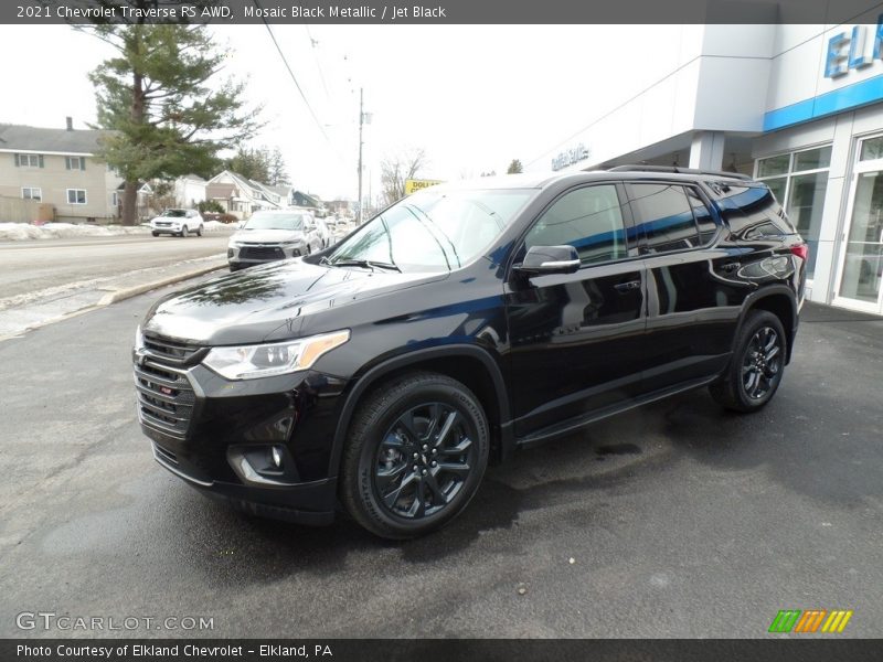 Mosaic Black Metallic / Jet Black 2021 Chevrolet Traverse RS AWD