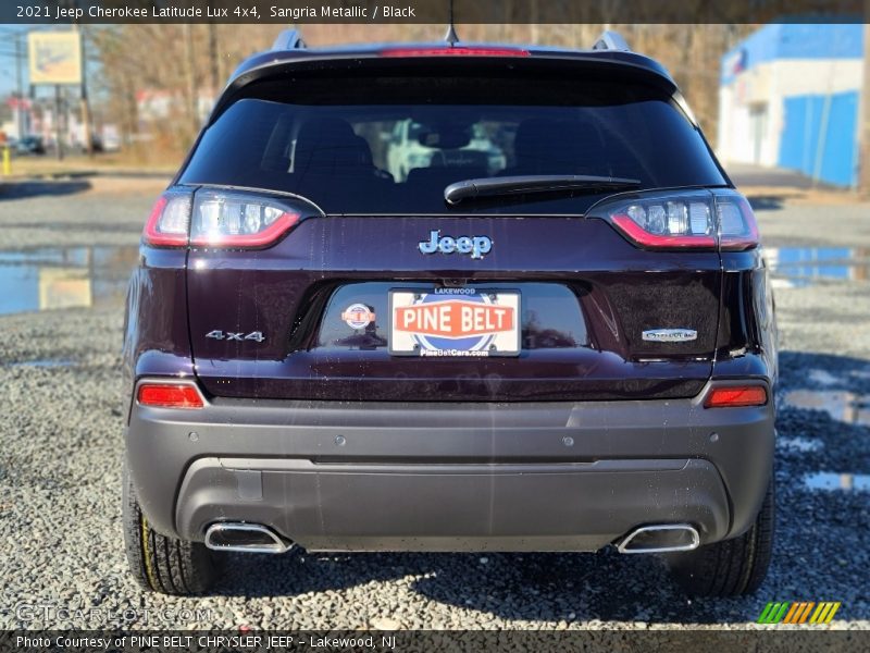 Sangria Metallic / Black 2021 Jeep Cherokee Latitude Lux 4x4