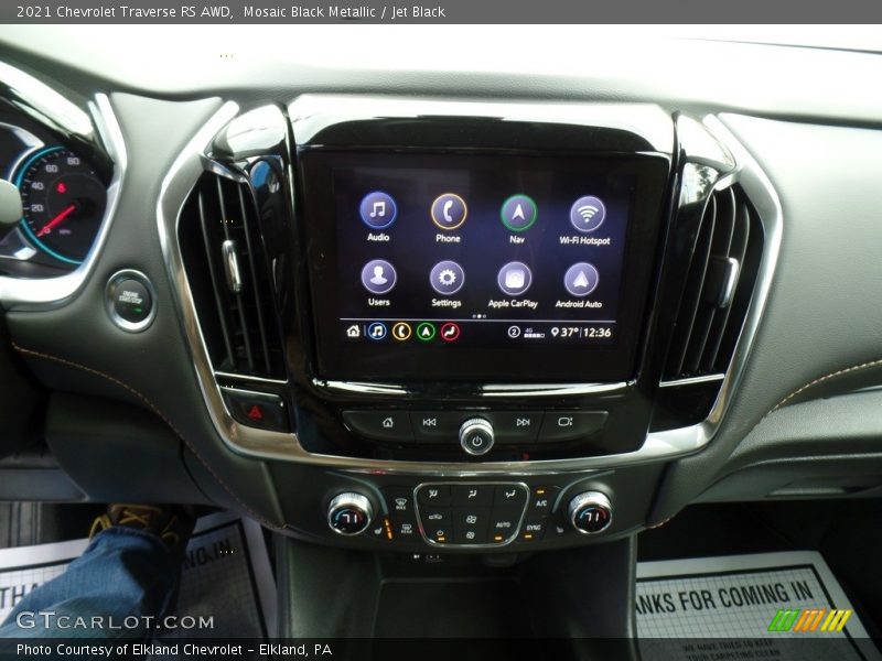 Mosaic Black Metallic / Jet Black 2021 Chevrolet Traverse RS AWD
