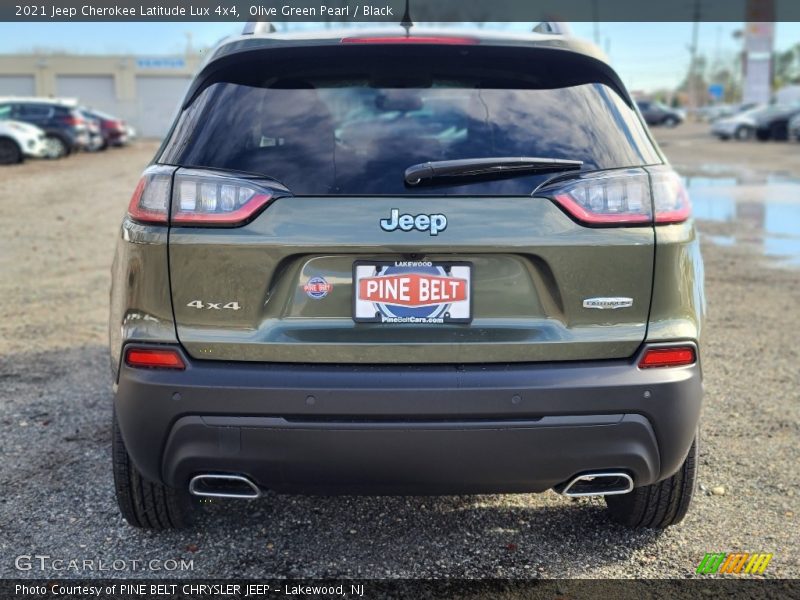 Olive Green Pearl / Black 2021 Jeep Cherokee Latitude Lux 4x4