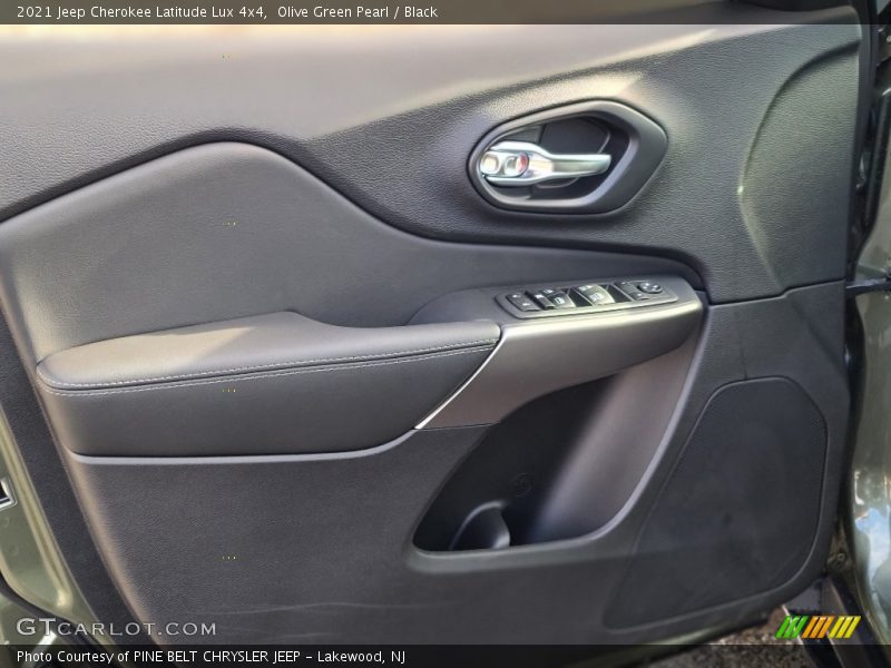 Olive Green Pearl / Black 2021 Jeep Cherokee Latitude Lux 4x4