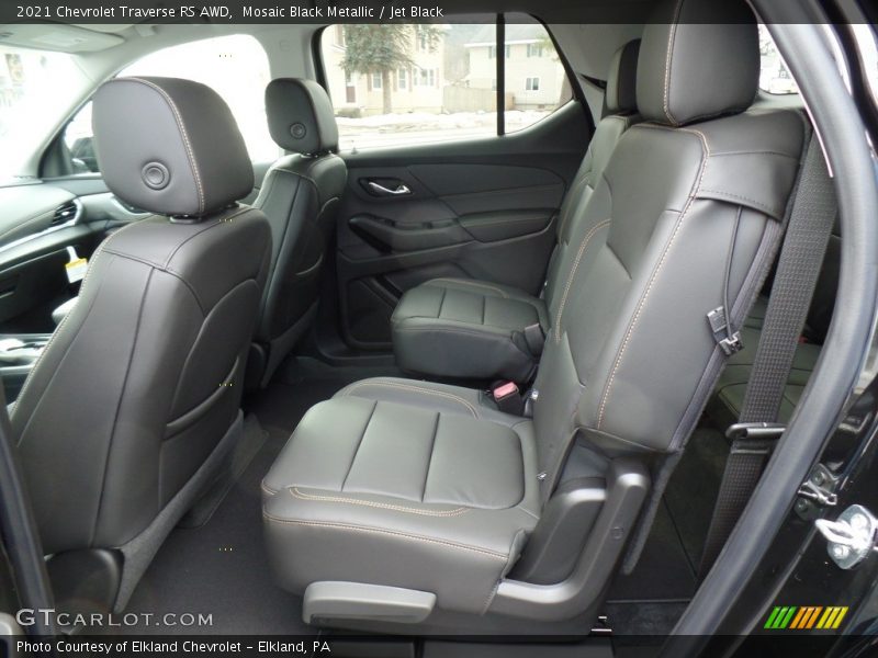 Mosaic Black Metallic / Jet Black 2021 Chevrolet Traverse RS AWD