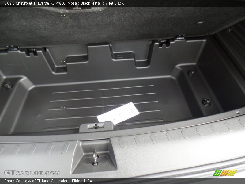 Mosaic Black Metallic / Jet Black 2021 Chevrolet Traverse RS AWD