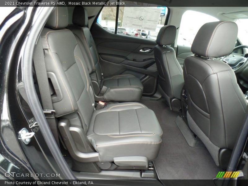 Mosaic Black Metallic / Jet Black 2021 Chevrolet Traverse RS AWD