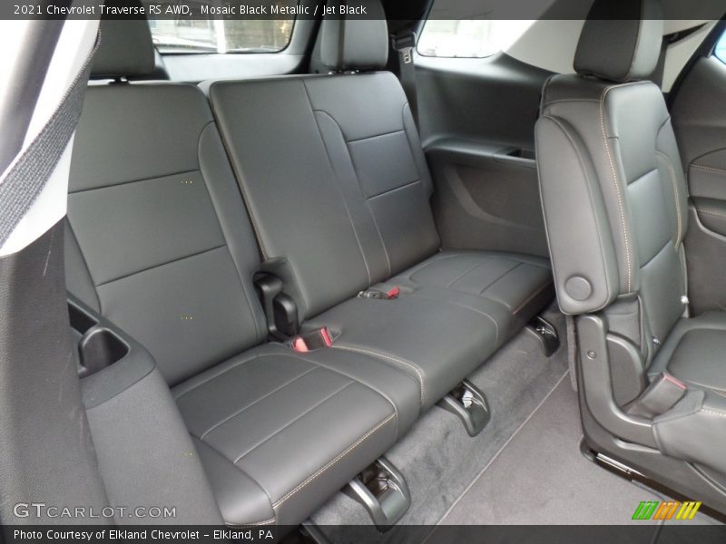 Mosaic Black Metallic / Jet Black 2021 Chevrolet Traverse RS AWD