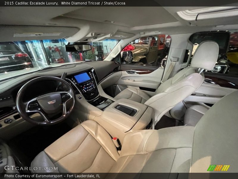 White Diamond Tricoat / Shale/Cocoa 2015 Cadillac Escalade Luxury
