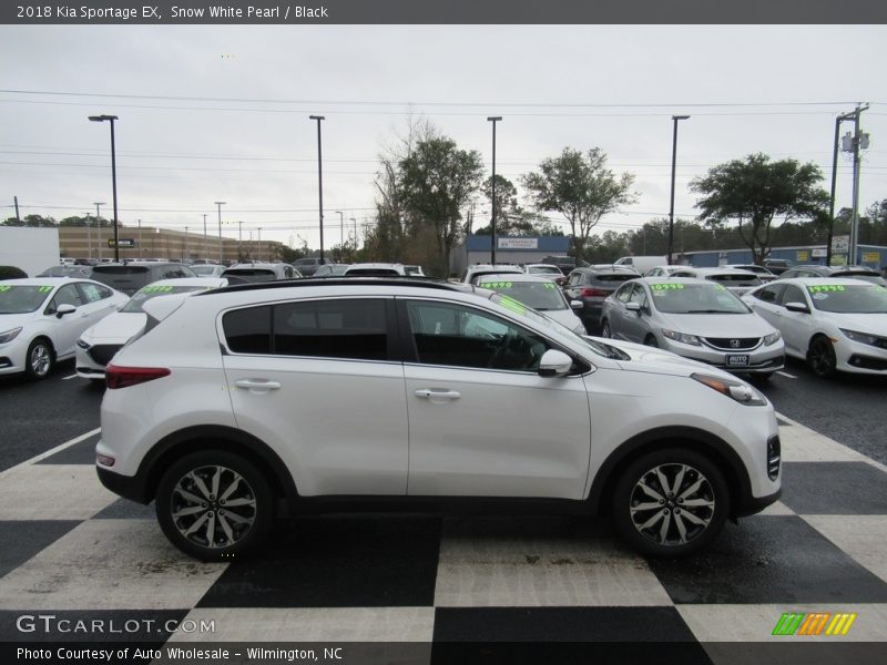 Snow White Pearl / Black 2018 Kia Sportage EX