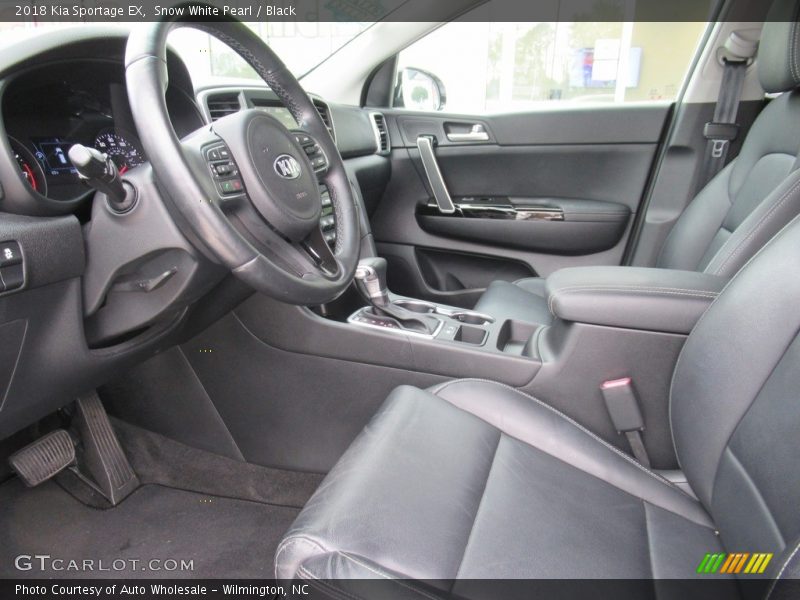 Snow White Pearl / Black 2018 Kia Sportage EX