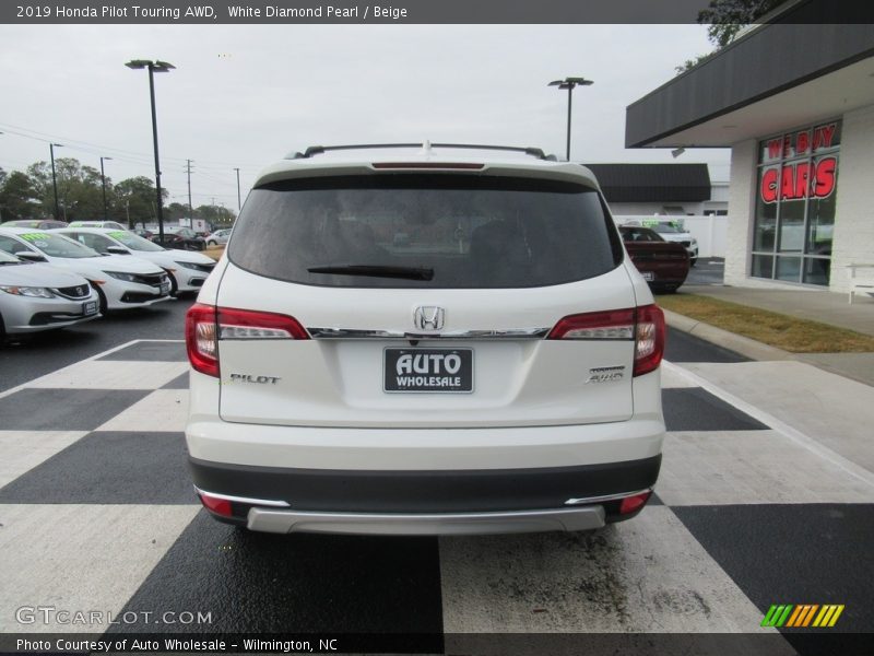 White Diamond Pearl / Beige 2019 Honda Pilot Touring AWD