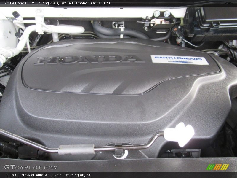 White Diamond Pearl / Beige 2019 Honda Pilot Touring AWD