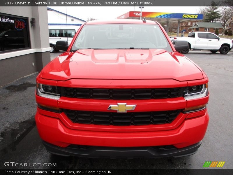 Red Hot / Dark Ash/Jet Black 2017 Chevrolet Silverado 1500 Custom Double Cab 4x4