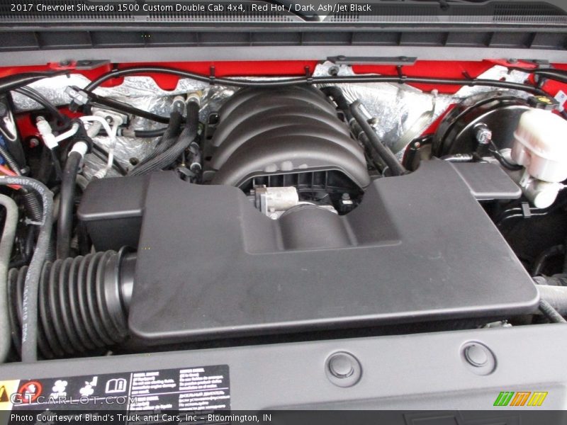 Red Hot / Dark Ash/Jet Black 2017 Chevrolet Silverado 1500 Custom Double Cab 4x4