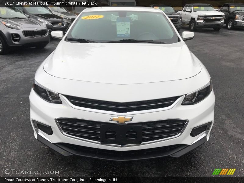 Summit White / Jet Black 2017 Chevrolet Malibu LT
