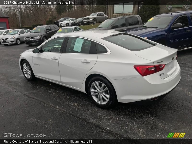 Summit White / Jet Black 2017 Chevrolet Malibu LT