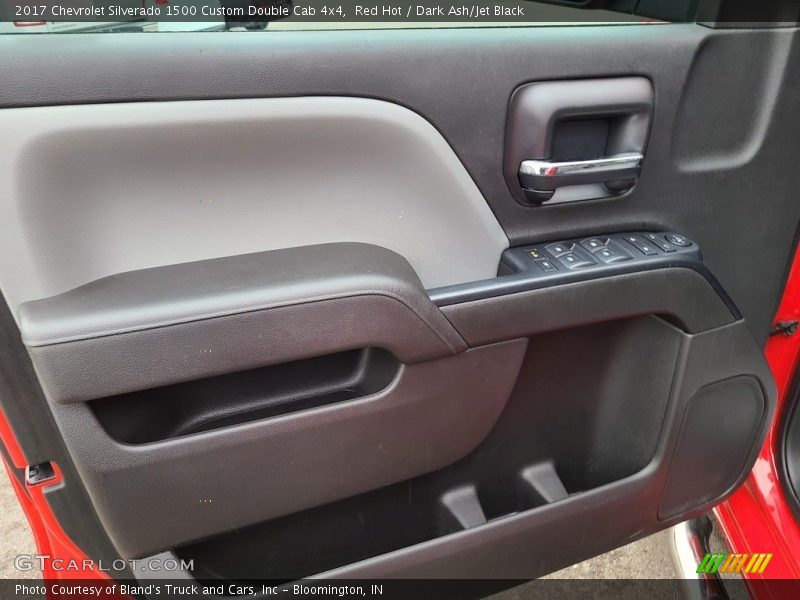 Red Hot / Dark Ash/Jet Black 2017 Chevrolet Silverado 1500 Custom Double Cab 4x4