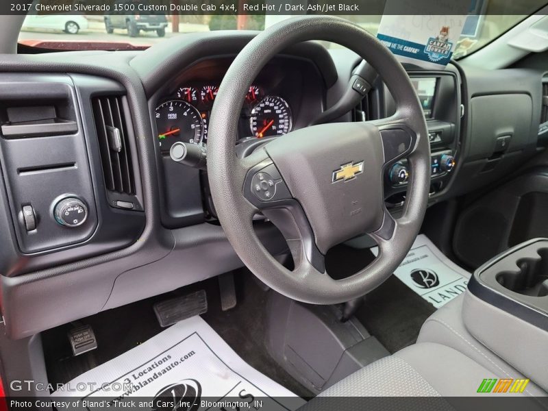 Red Hot / Dark Ash/Jet Black 2017 Chevrolet Silverado 1500 Custom Double Cab 4x4