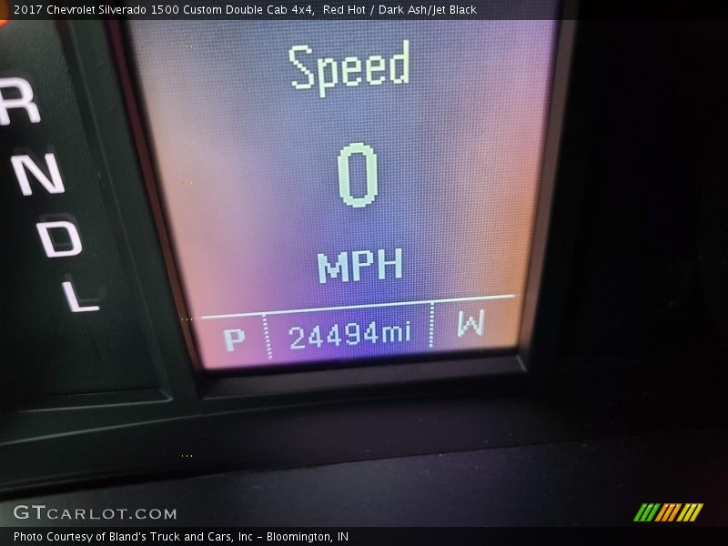 Red Hot / Dark Ash/Jet Black 2017 Chevrolet Silverado 1500 Custom Double Cab 4x4