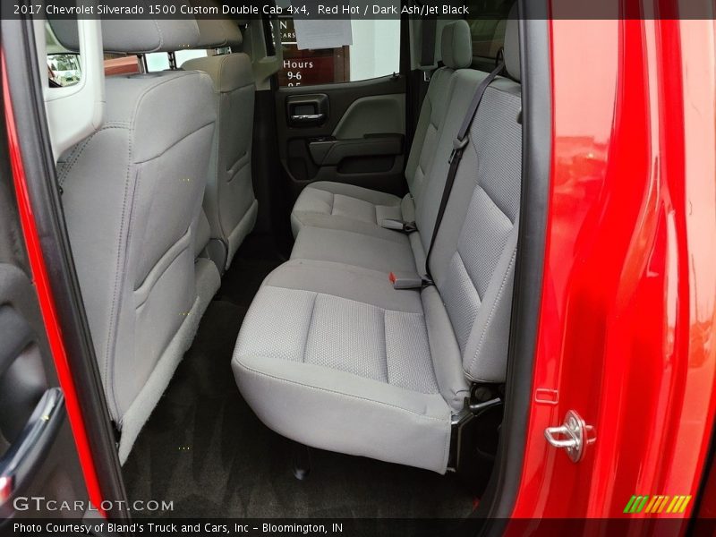 Red Hot / Dark Ash/Jet Black 2017 Chevrolet Silverado 1500 Custom Double Cab 4x4
