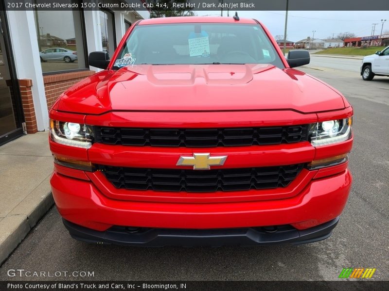 Red Hot / Dark Ash/Jet Black 2017 Chevrolet Silverado 1500 Custom Double Cab 4x4