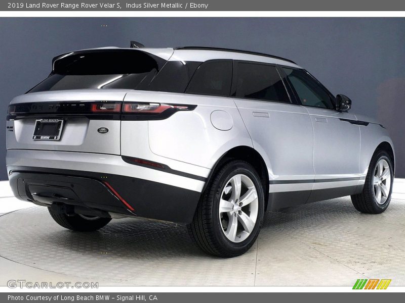 Indus Silver Metallic / Ebony 2019 Land Rover Range Rover Velar S