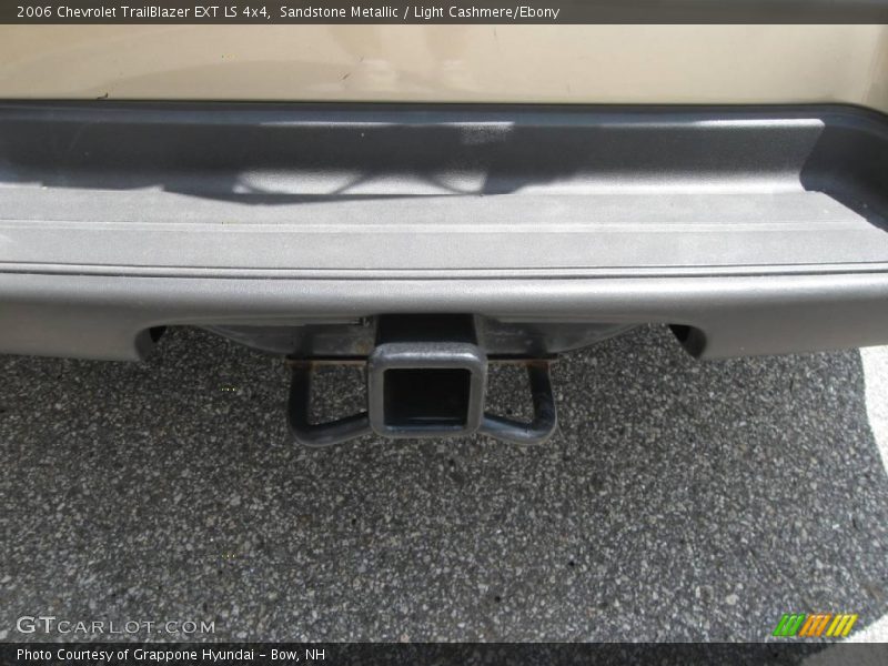 Sandstone Metallic / Light Cashmere/Ebony 2006 Chevrolet TrailBlazer EXT LS 4x4