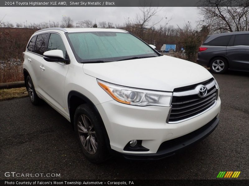 Silver Sky Metallic / Black 2014 Toyota Highlander XLE AWD