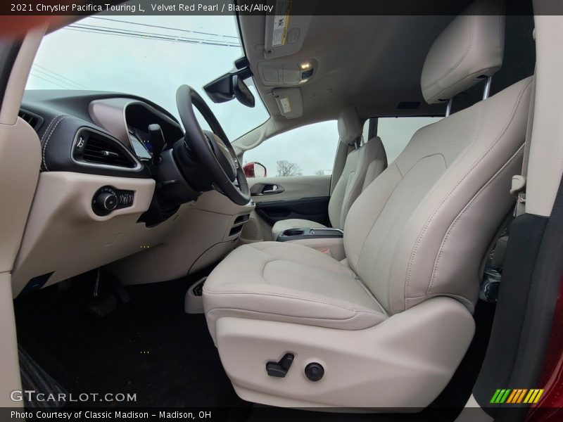  2021 Pacifica Touring L Black/Alloy Interior