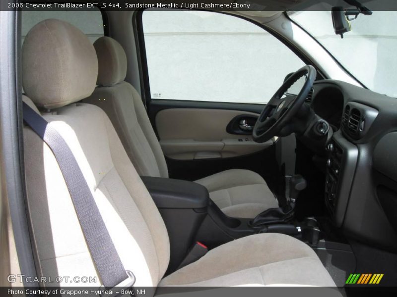 Sandstone Metallic / Light Cashmere/Ebony 2006 Chevrolet TrailBlazer EXT LS 4x4