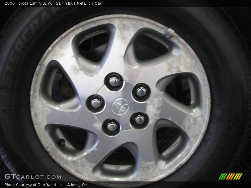 Sailfin Blue Metallic / Oak 2000 Toyota Camry LE V6