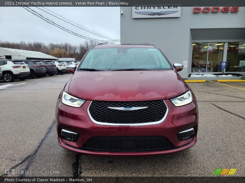 Velvet Red Pearl / Black/Alloy 2021 Chrysler Pacifica Hybrid Limited