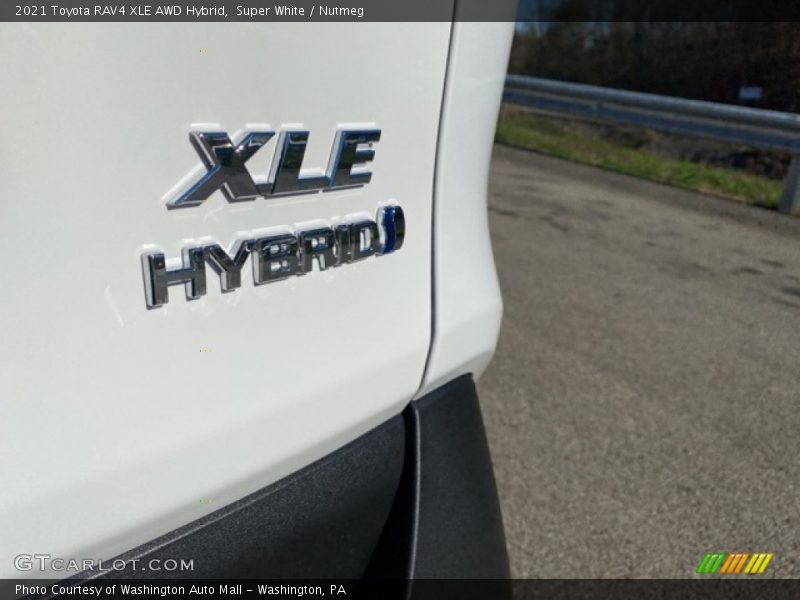 Super White / Nutmeg 2021 Toyota RAV4 XLE AWD Hybrid