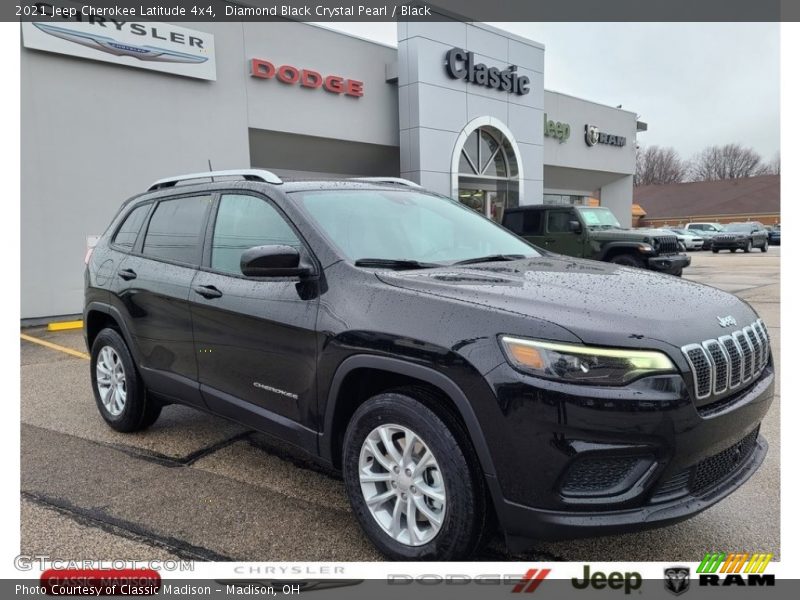 Diamond Black Crystal Pearl / Black 2021 Jeep Cherokee Latitude 4x4