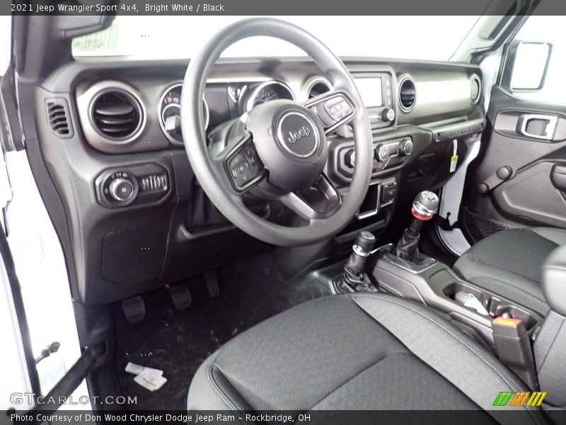 Bright White / Black 2021 Jeep Wrangler Sport 4x4