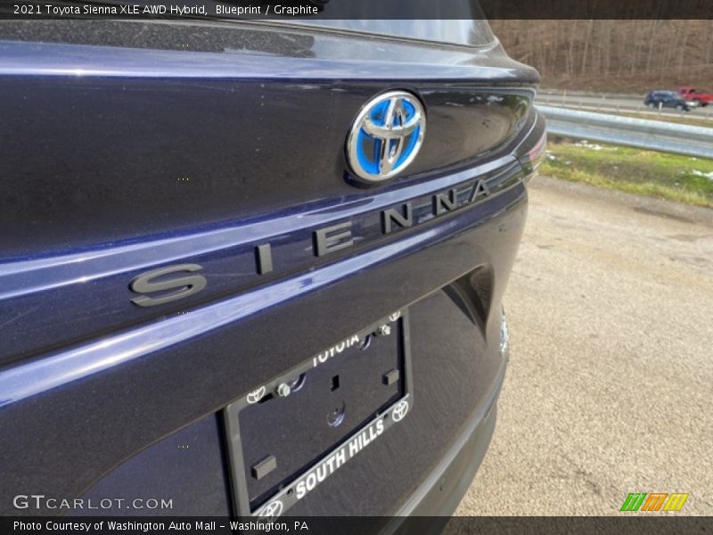 Blueprint / Graphite 2021 Toyota Sienna XLE AWD Hybrid