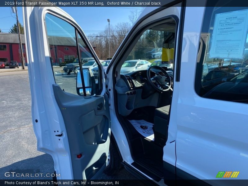 Oxford White / Charcoal black 2019 Ford Transit Passenger Wagon XLT 350 MR Long
