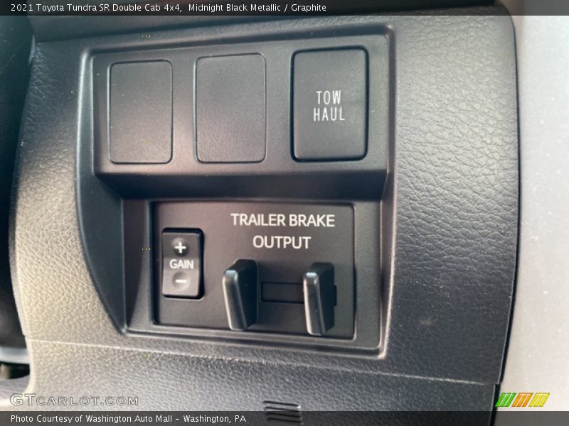 Midnight Black Metallic / Graphite 2021 Toyota Tundra SR Double Cab 4x4