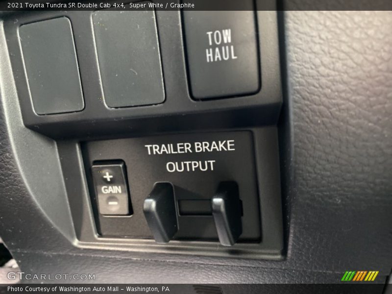 Super White / Graphite 2021 Toyota Tundra SR Double Cab 4x4