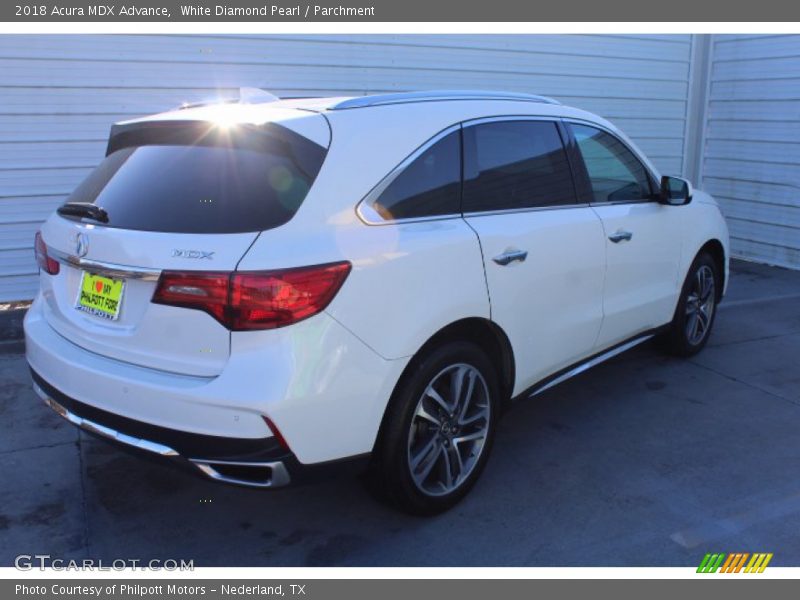 White Diamond Pearl / Parchment 2018 Acura MDX Advance