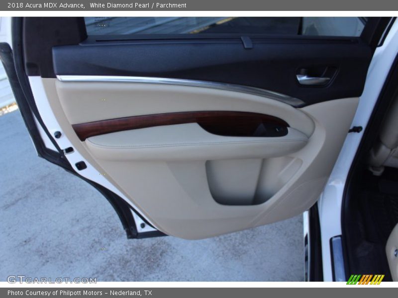 White Diamond Pearl / Parchment 2018 Acura MDX Advance