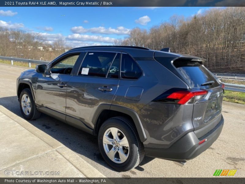 Magnetic Gray Metallic / Black 2021 Toyota RAV4 XLE AWD